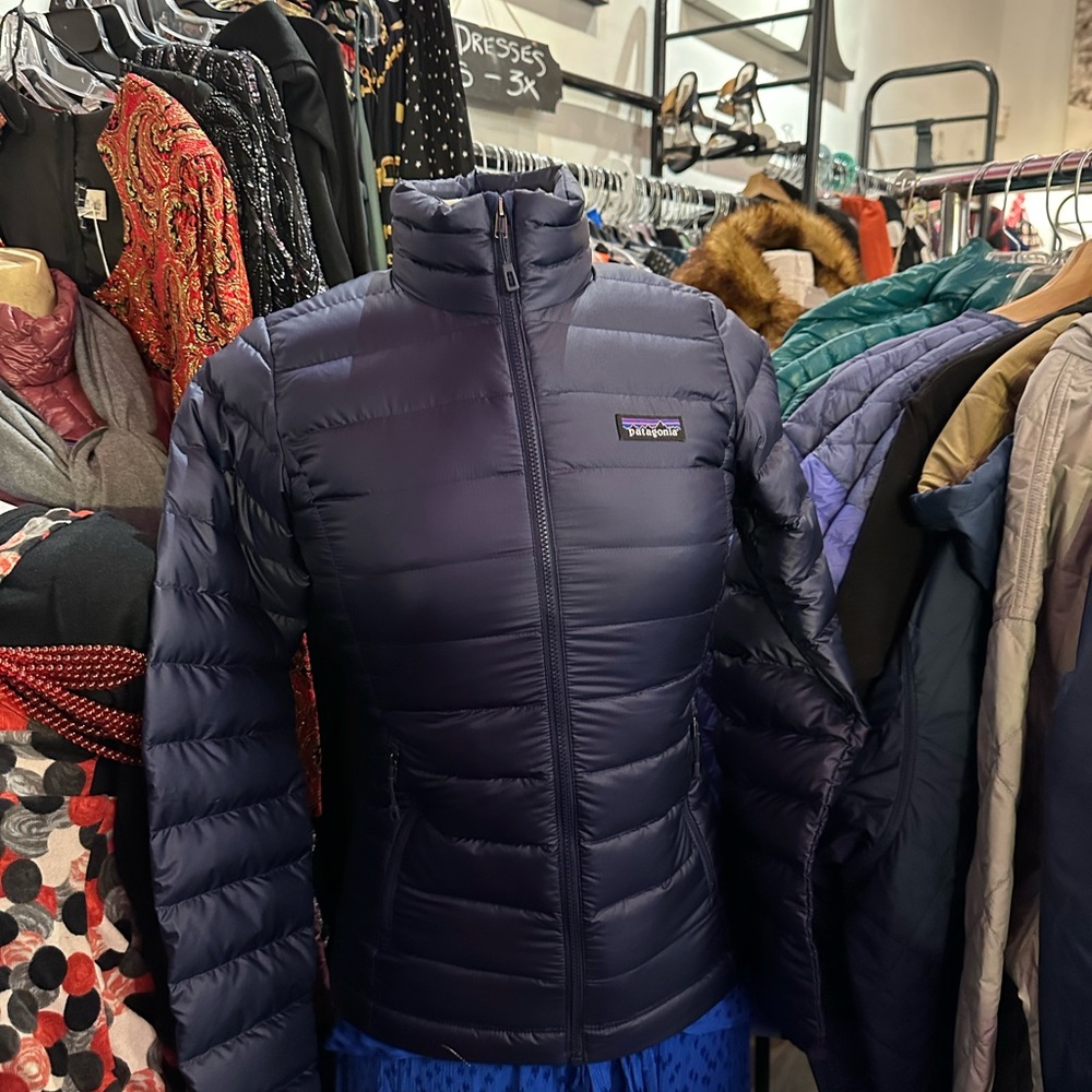 Patagonia down puffer sweater jacket - Picture 9 of 9
